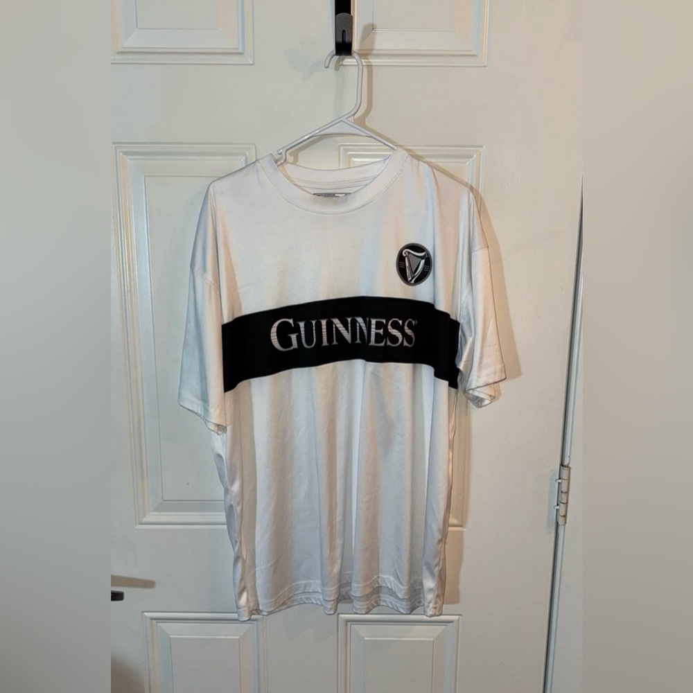 Guinness Size XL Men’s Soccer Jersey